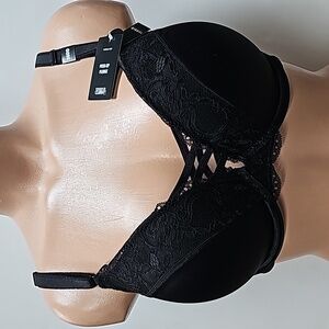 Torrid 36DD Push-Up Plunge BRA - NWT